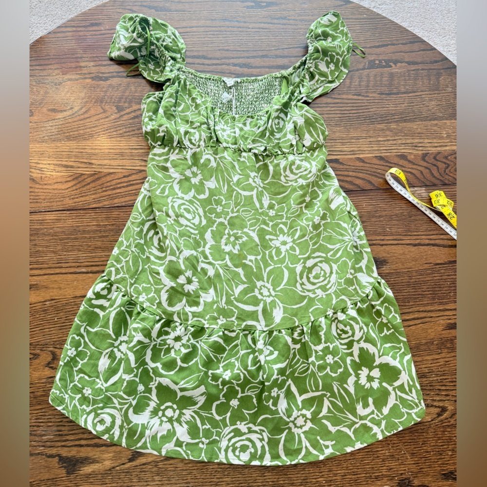 NWT Blu Pepper Floral Dress
